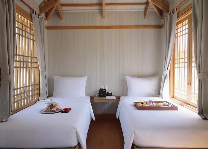 Khu nghỉ mát K-town 4*